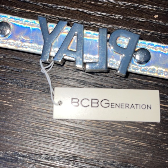 NWT BCBGeneration Iridescent affirmation bracelet PLAY - Picture 5 of 12